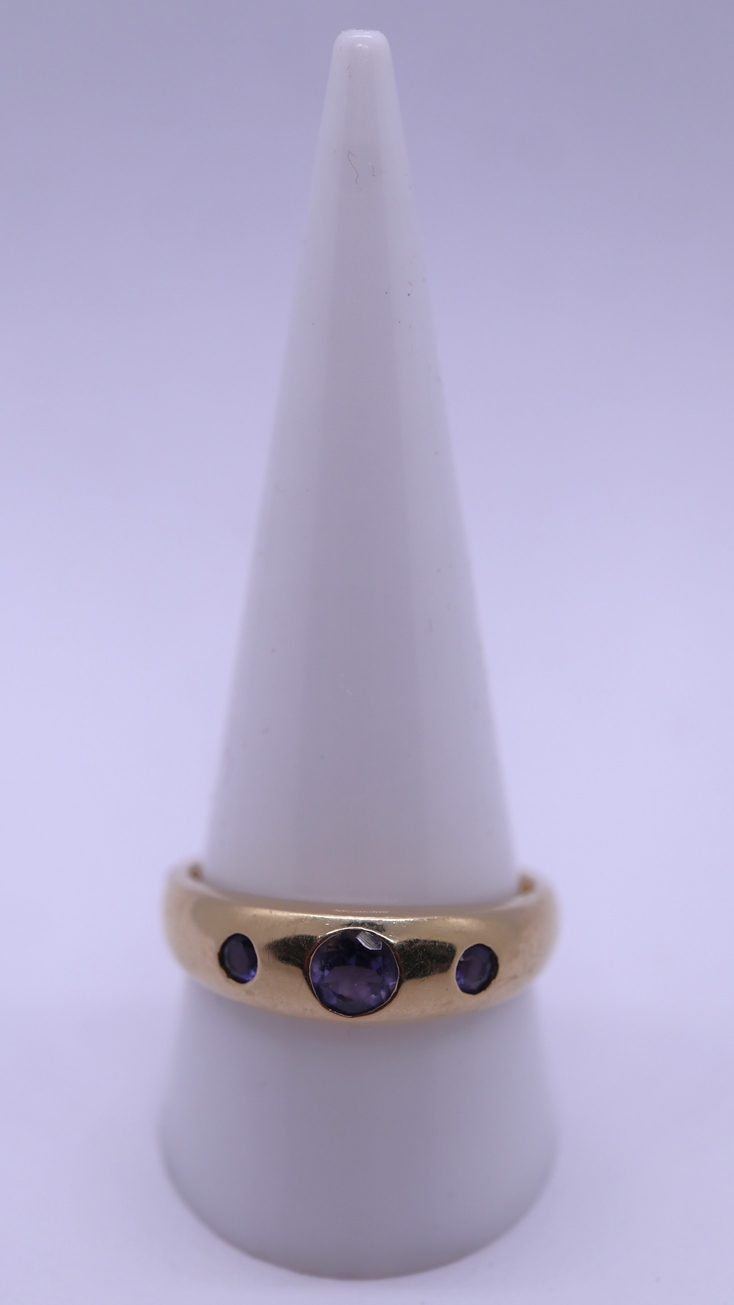 9ct gold tanzanite set gypsy ring - Size U