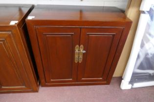 Vintage Chinese cabinet - Approx size W: 70cm D: 35cm H: 70cm