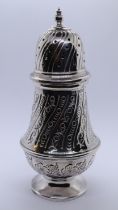 Hallmarked silver sugar shaker - Approx weight 160g