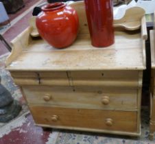 Antique pine chest of drawers - Approx size W: 98cm D: 55cm H: 101cm