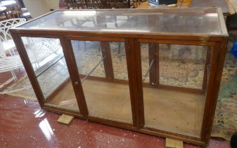 Early 20thC glass shop counter with 6 opening doors - Approx size W: 183cm D: 72cm H: 100cm