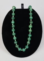 Green beaded necklace with 9ct gold clasp