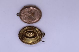 Gold mourning brooch - approx 6g together with a yellow metal brooch A/F