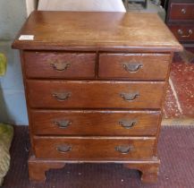 Small oak chest of 2 over 3 drawers - Approx size: W: 50cm D: 32cm H: 59cm