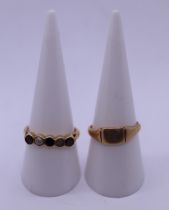 2 x 18ct gold rings - Approx weight 7.9g