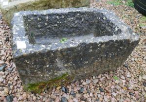 Stone trough - Approx size: W: 57cm D: 33cm H: 30cm