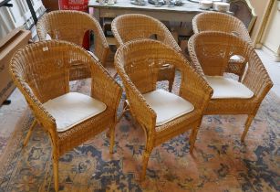 Set of 6 wicker chairs