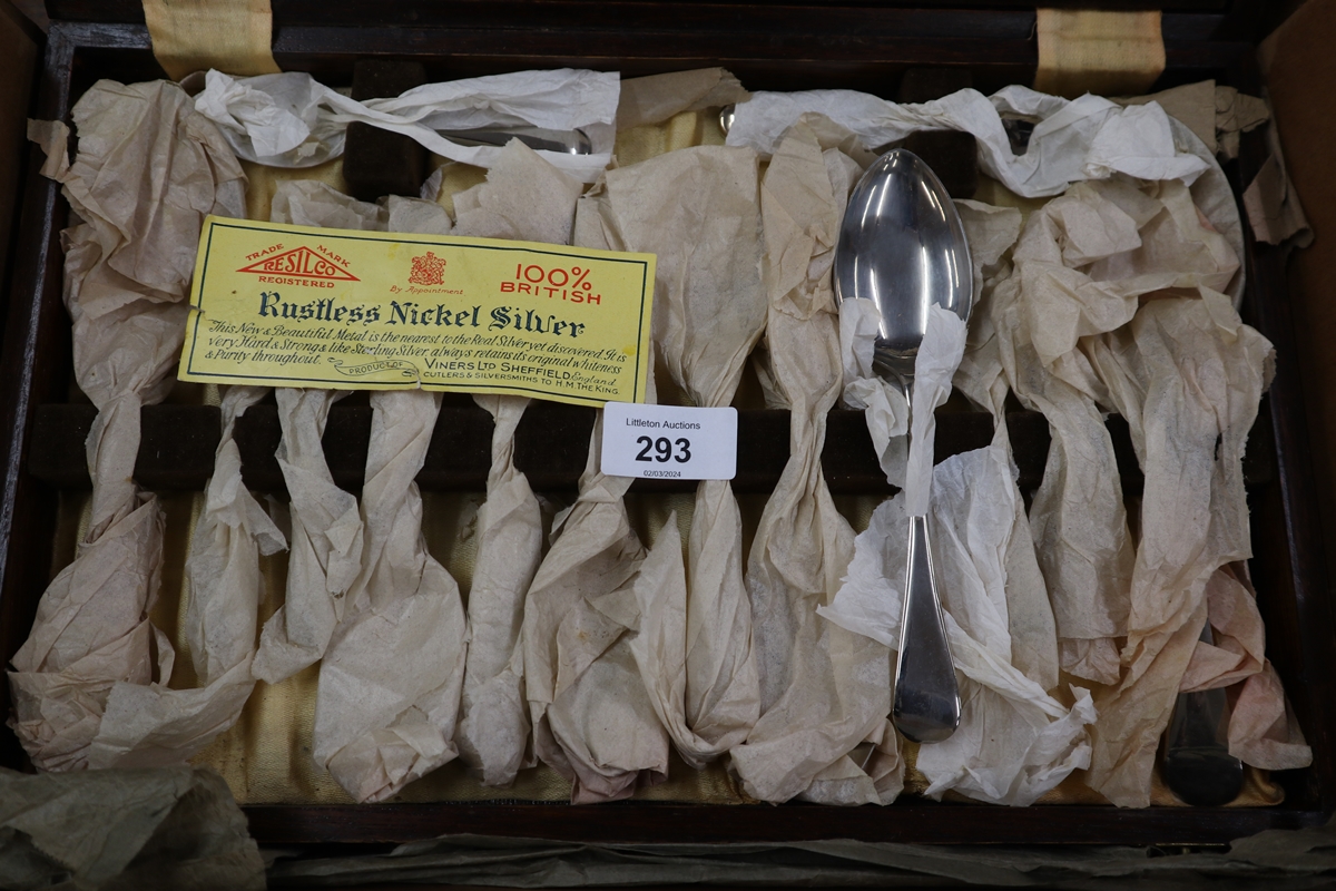 2 boxed canteen of cutlery together with 3 cutlery boxes - Image 3 of 8