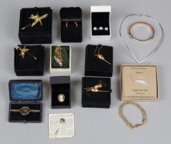 Collection of jewellery to include silver, Pandora, Swarovski etc