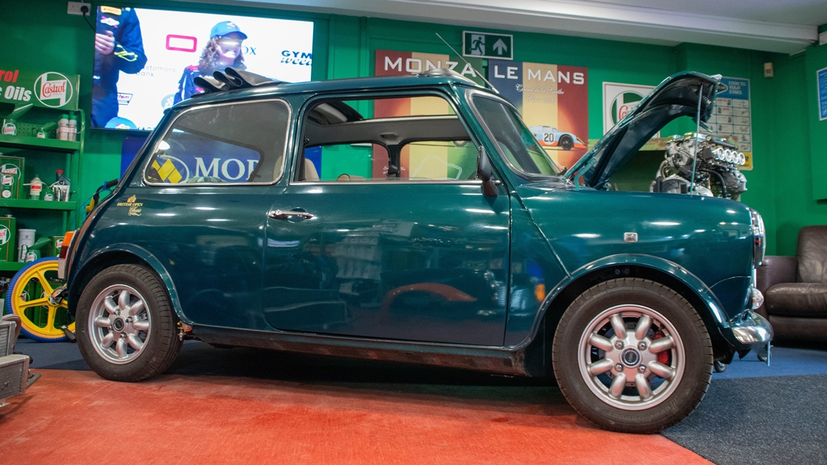 1992 K reg Limited Edition British Open Classic Mini 1 of only 900 made - 14k miles on the clock... - Image 2 of 8