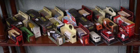 Good collection of boxed die cast vehicles