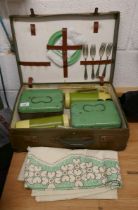 Vintage picnic case