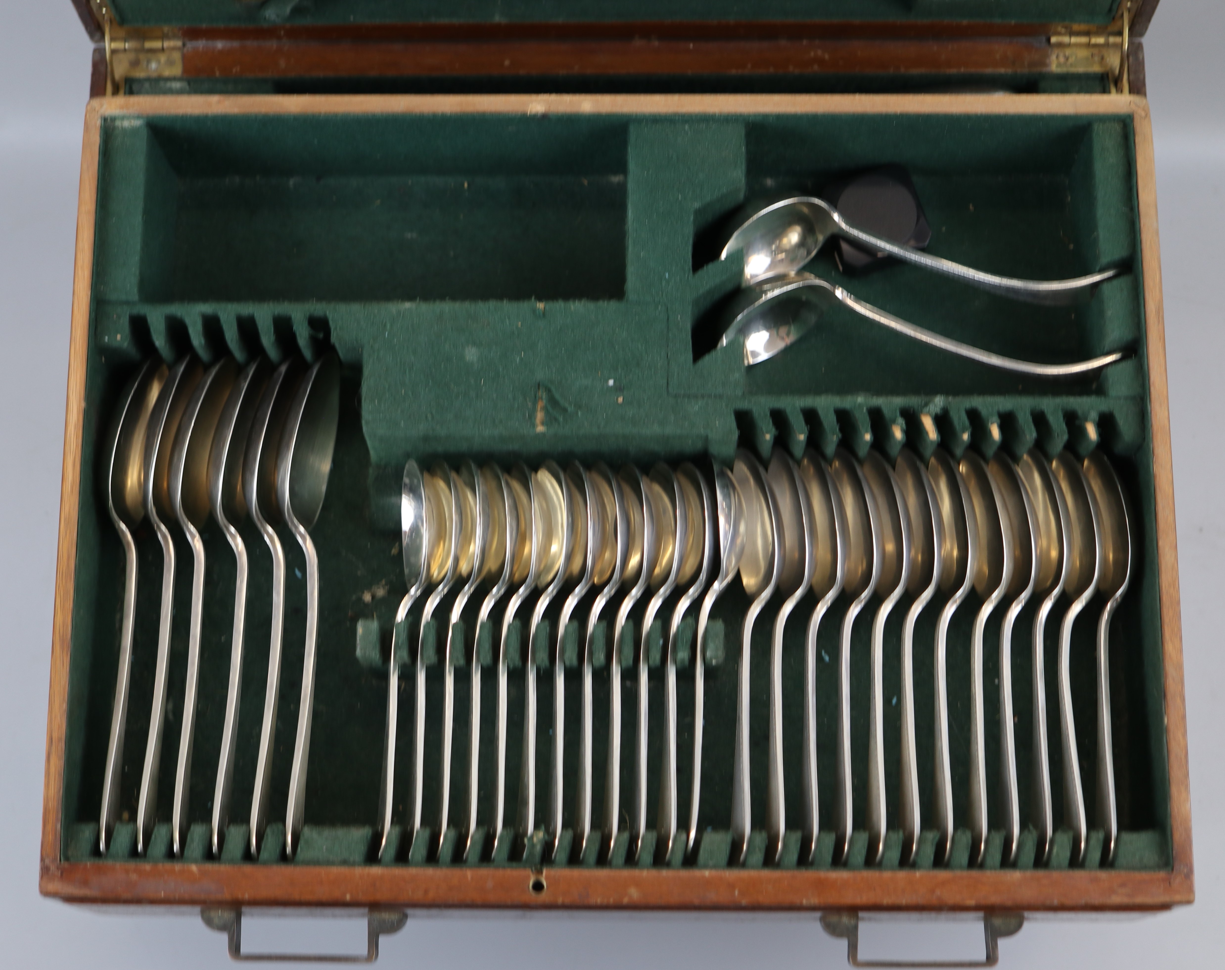 Canteen of hallmarked silver cutlery - Carrington and Co 1961 - over 3.4kg of silver - Image 4 of 4