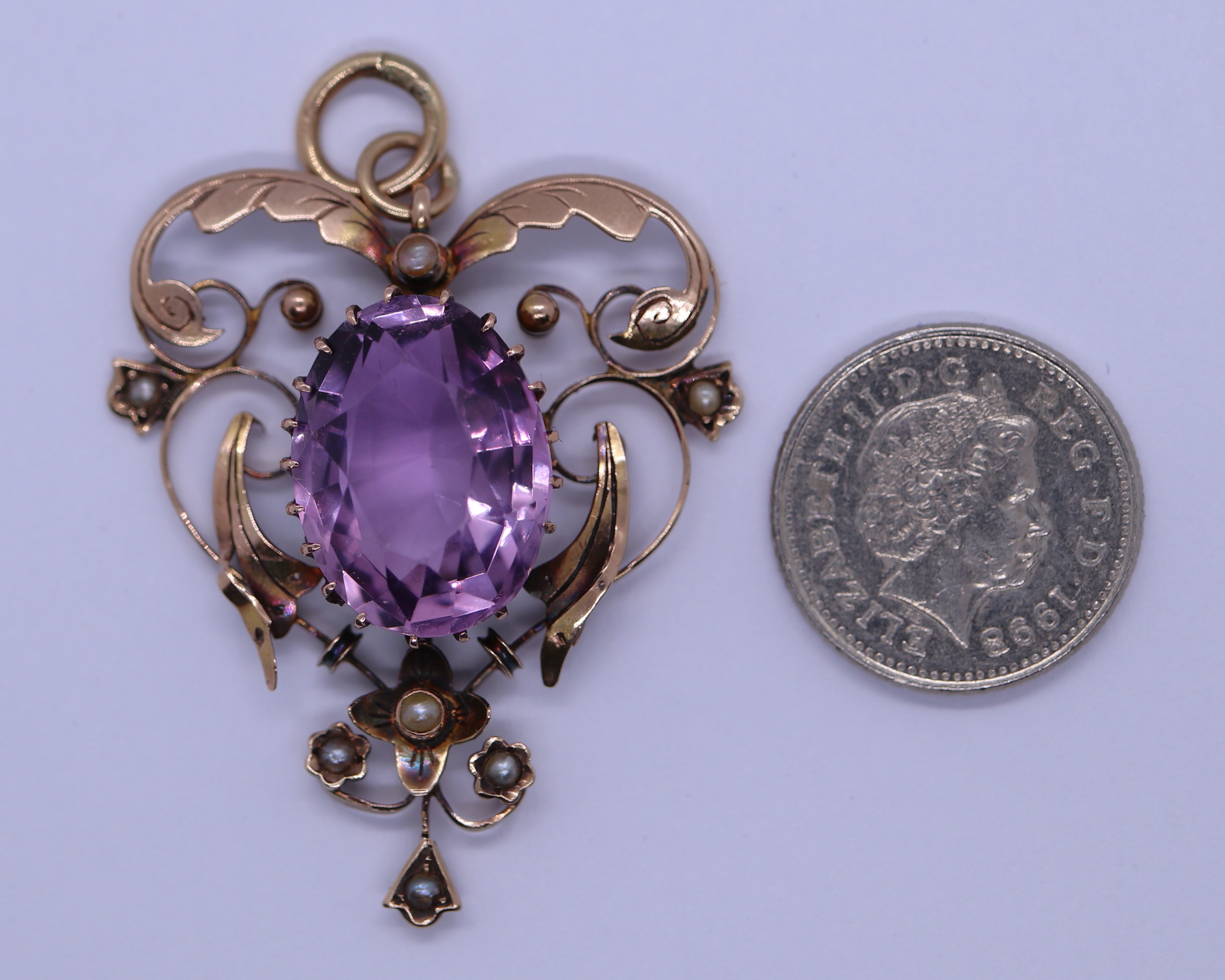 Antique 9ct gold amethyst & pearl set pendent - Image 3 of 3