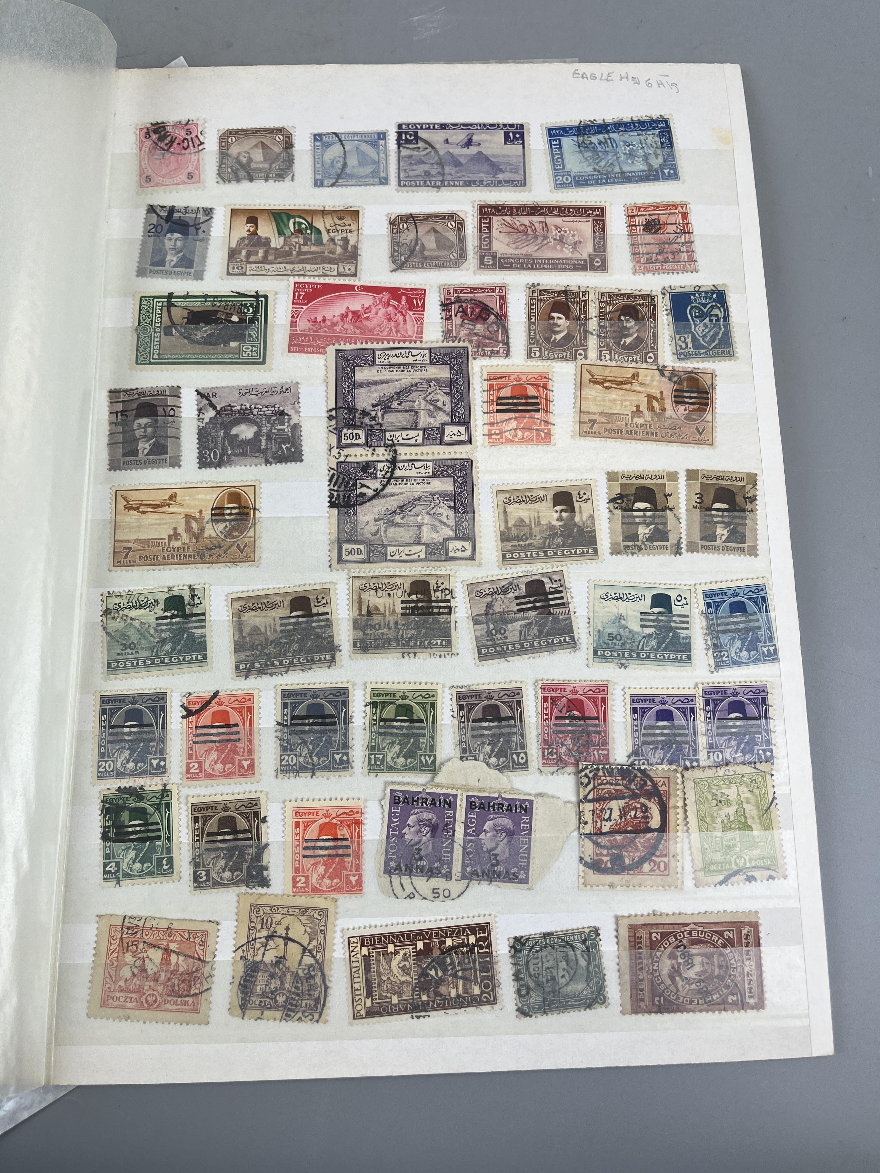 Stamps - World on stock book pages (500+) - Image 8 of 12