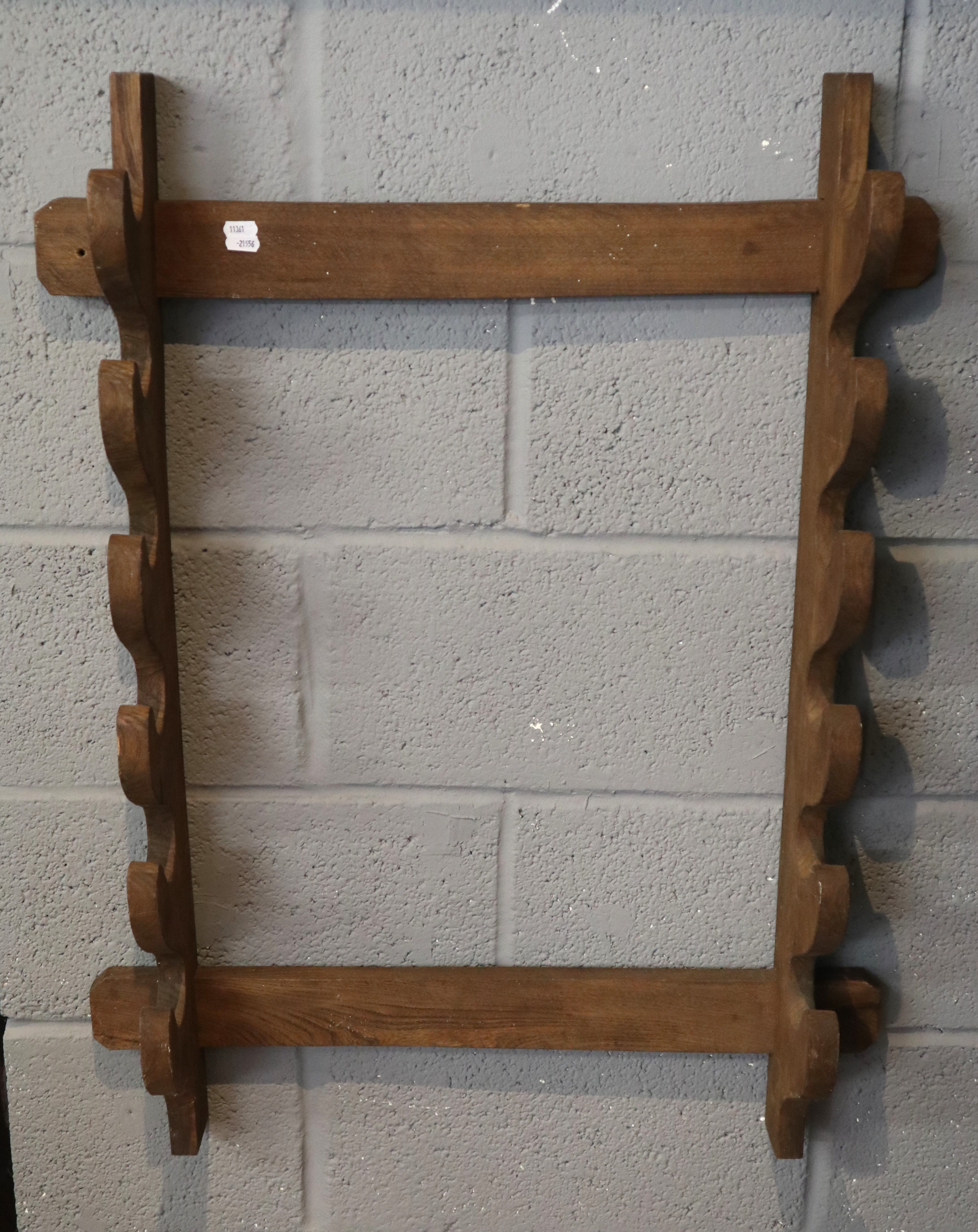Wooden gun rack - Image 2 of 2