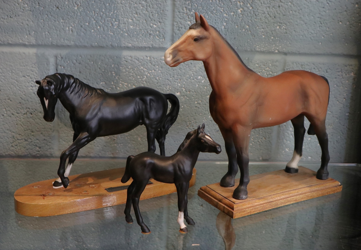 Collection of ceramic horses to include Beswick