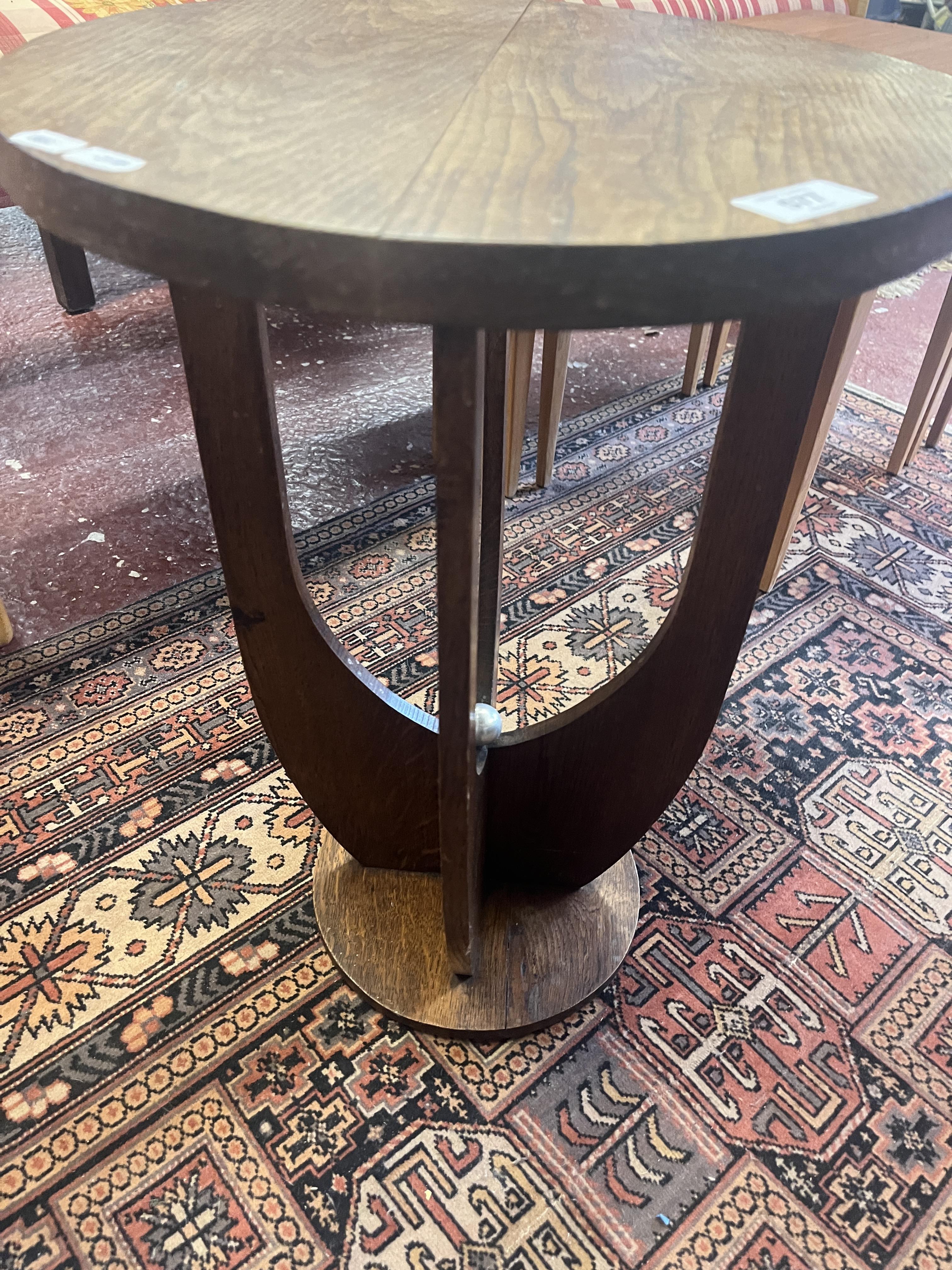 Art Deco oak side table - Image 3 of 3