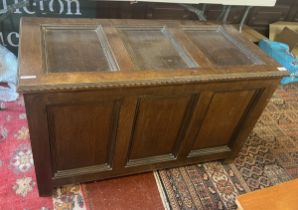 Oak blanket box - Approx W: 106cm  D: 51cm  H: 63cm