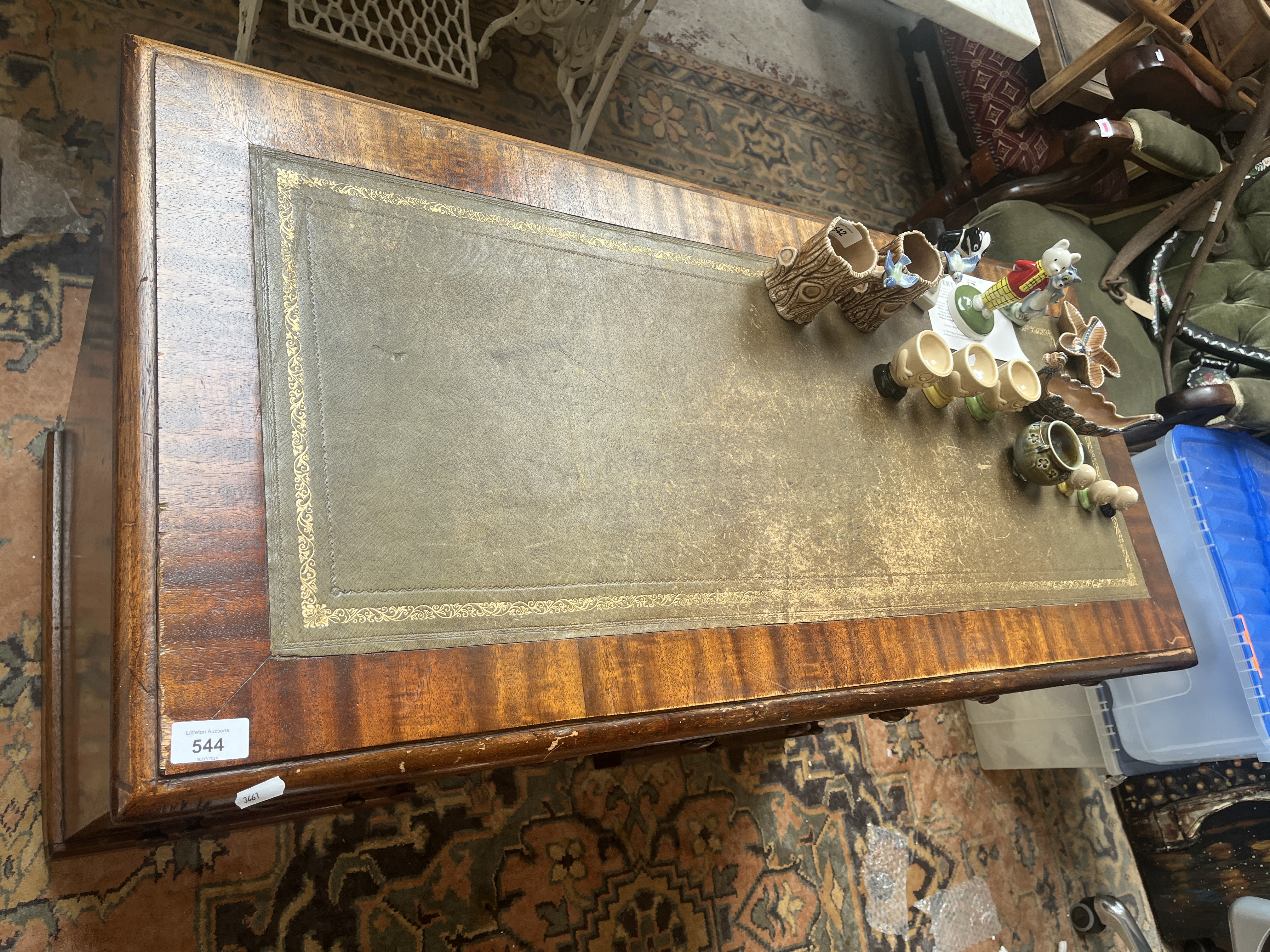 Antique leather top pedestal desk - Approx size: W: 110cm D: 51cm H: 74cm - Image 2 of 3