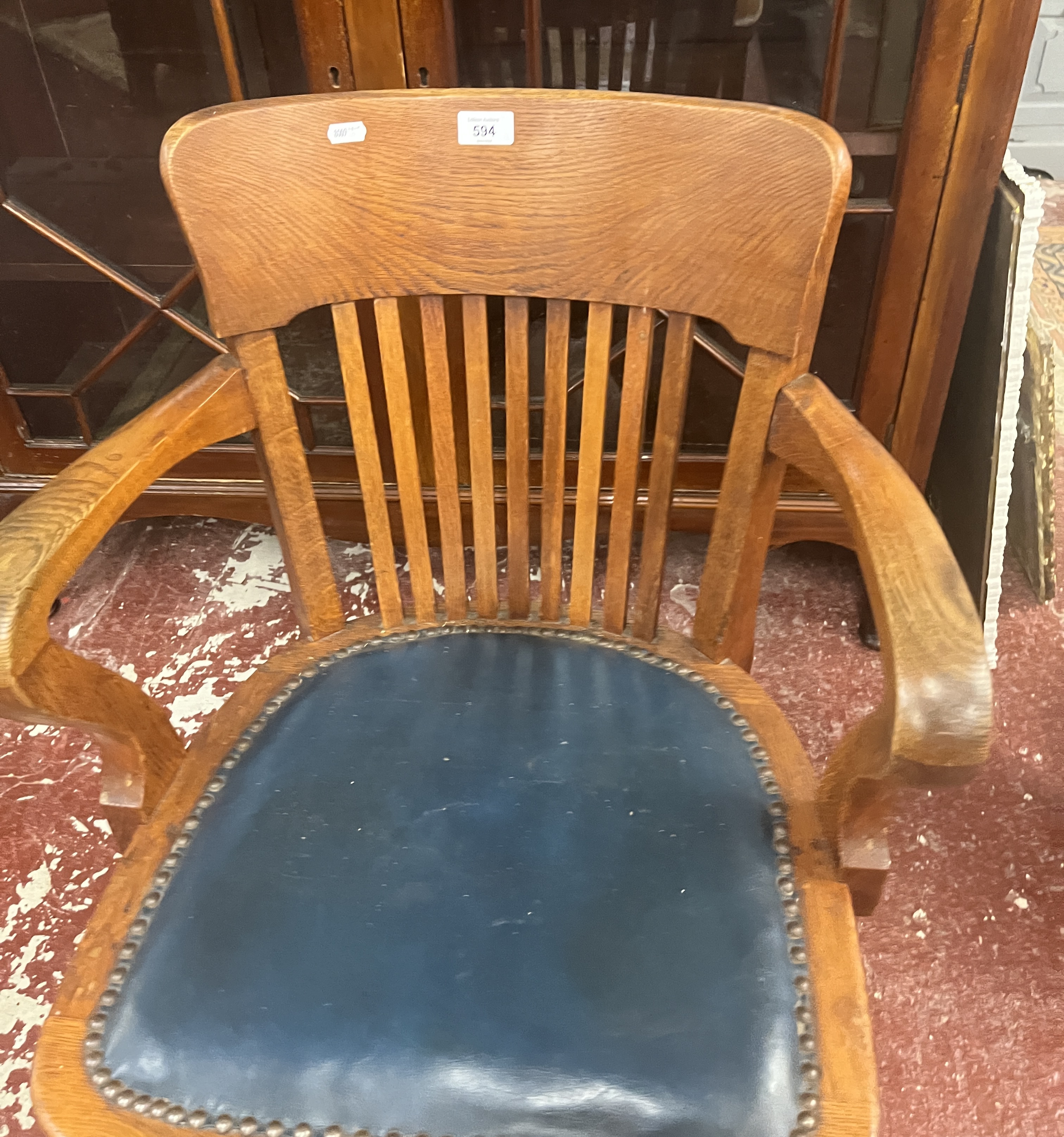 Oak office swivel chair - Image 2 of 4