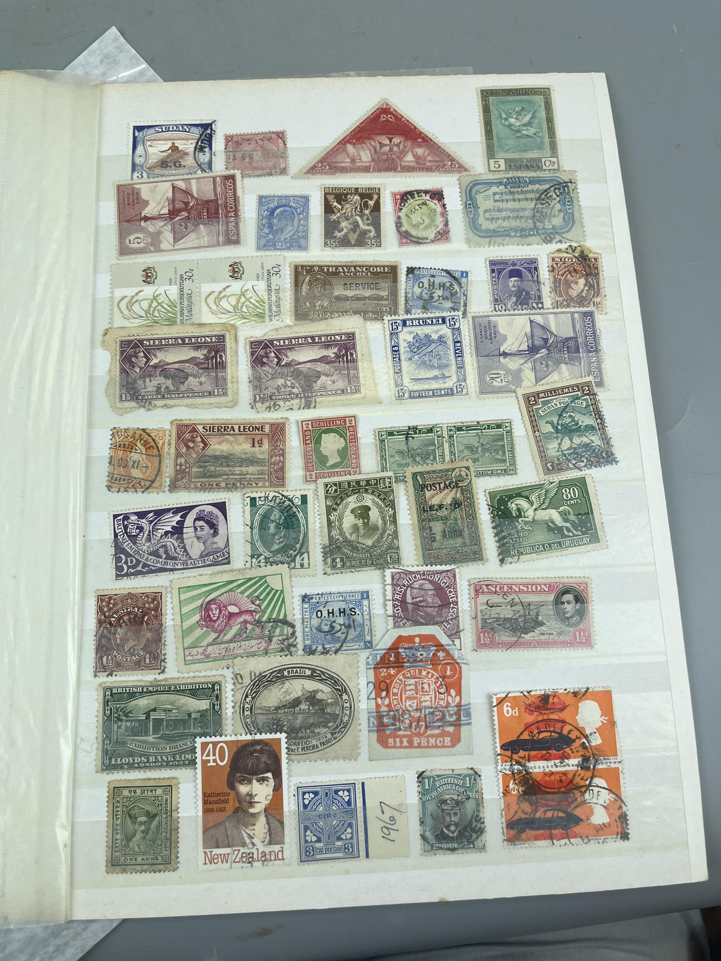 Stamps - World on stock book pages (500+) - Image 10 of 12