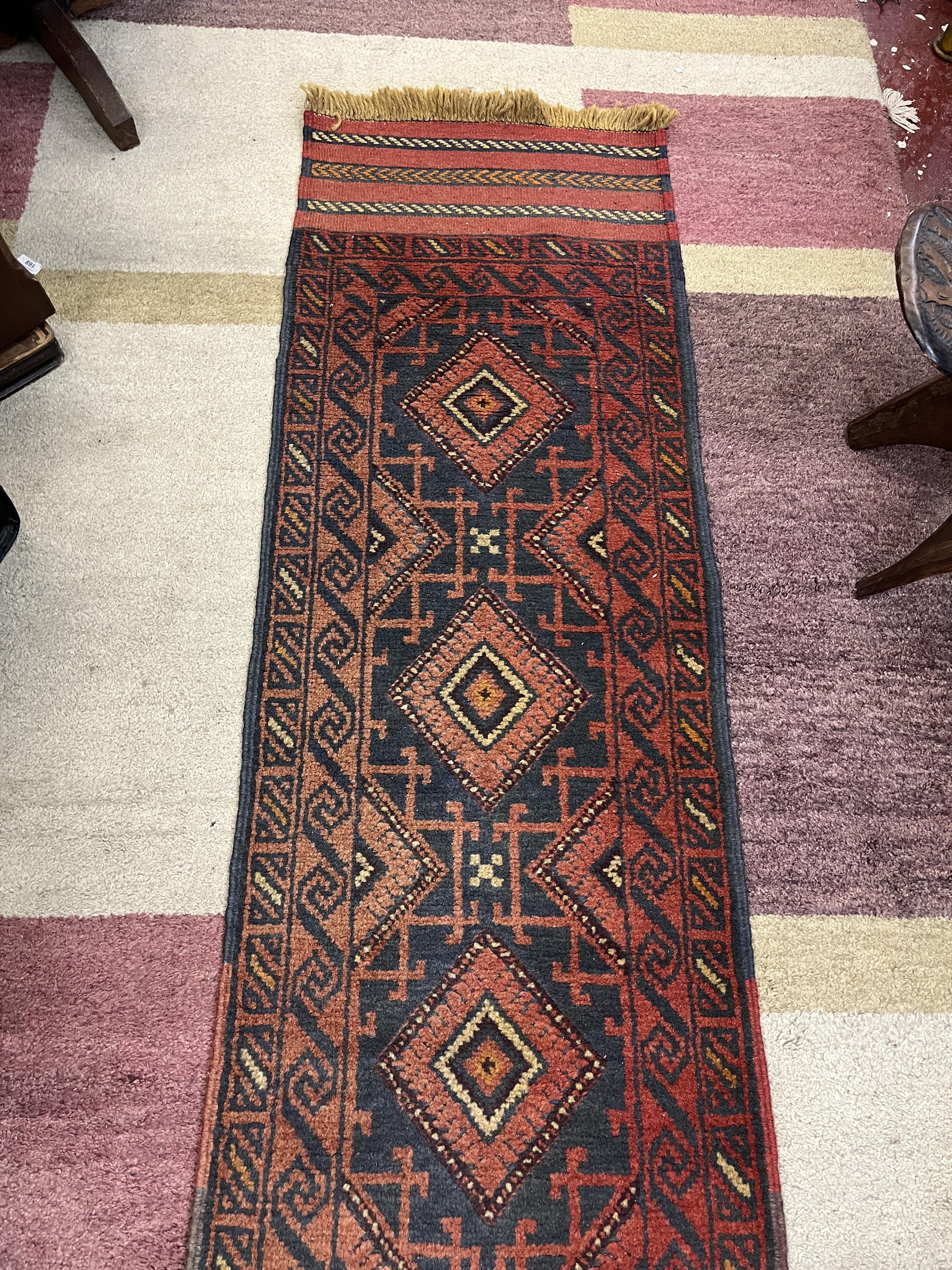 Afghan runner - Approx size: 243cm x 59cm - Image 3 of 5