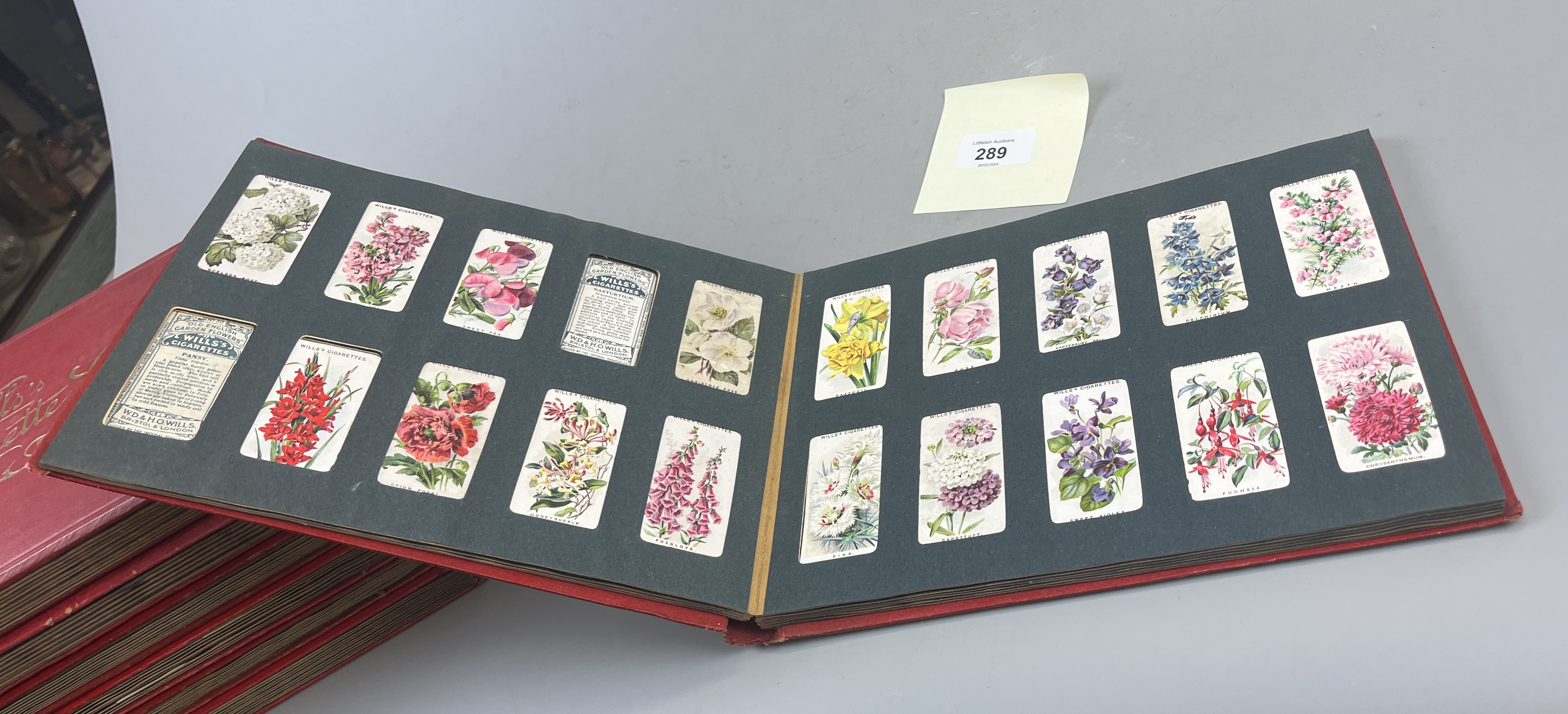 7 well populated Wills cigarette albums - Image 4 of 44
