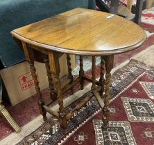 Small oak barley twist gate leg table