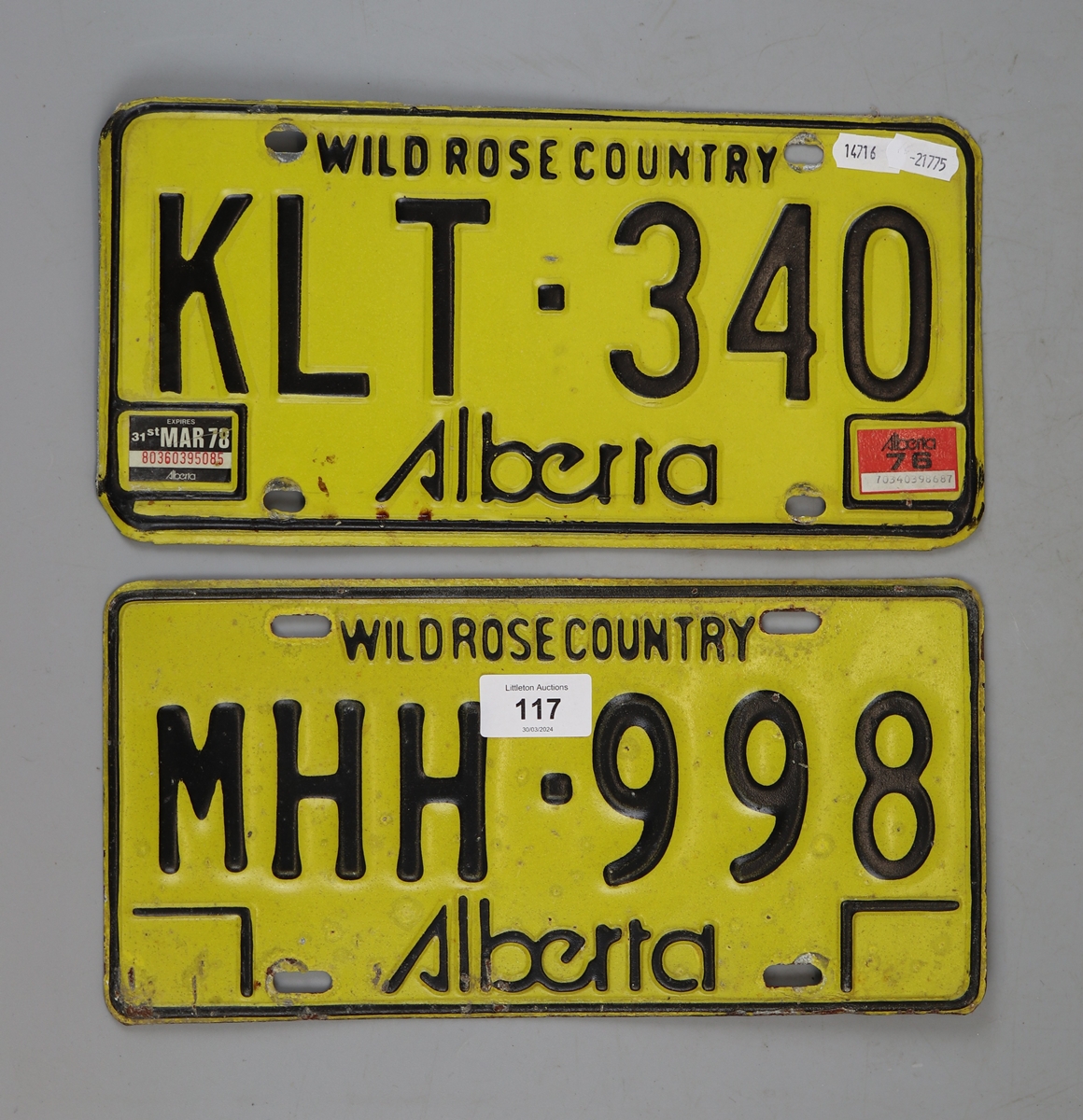 2 Alberta American licence plates