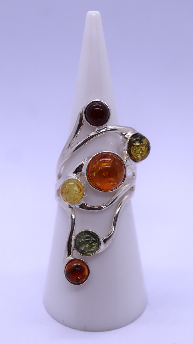 Silver amber set ring - Size K