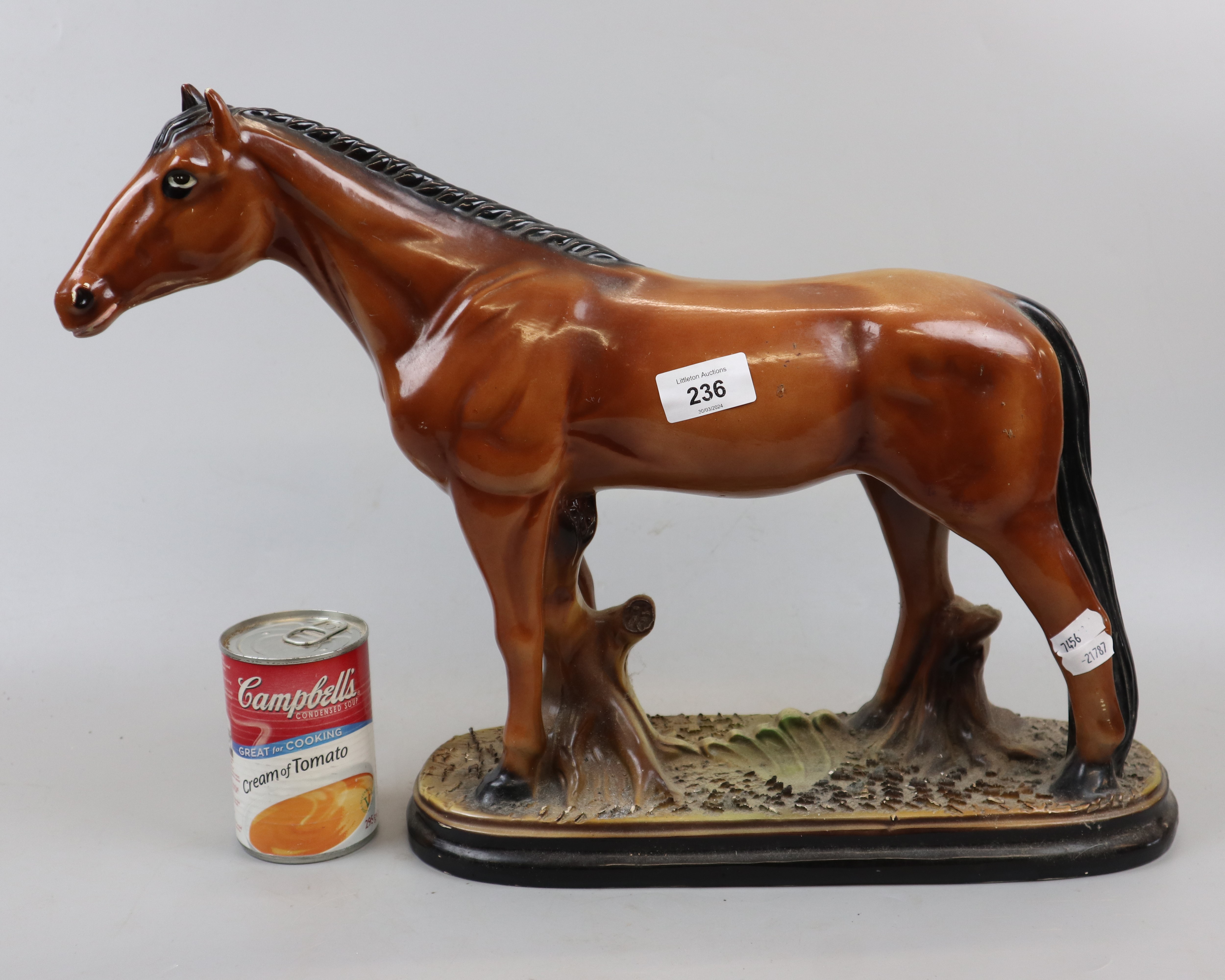 Large ceramic horse - Approx height: 35cm - Image 2 of 2