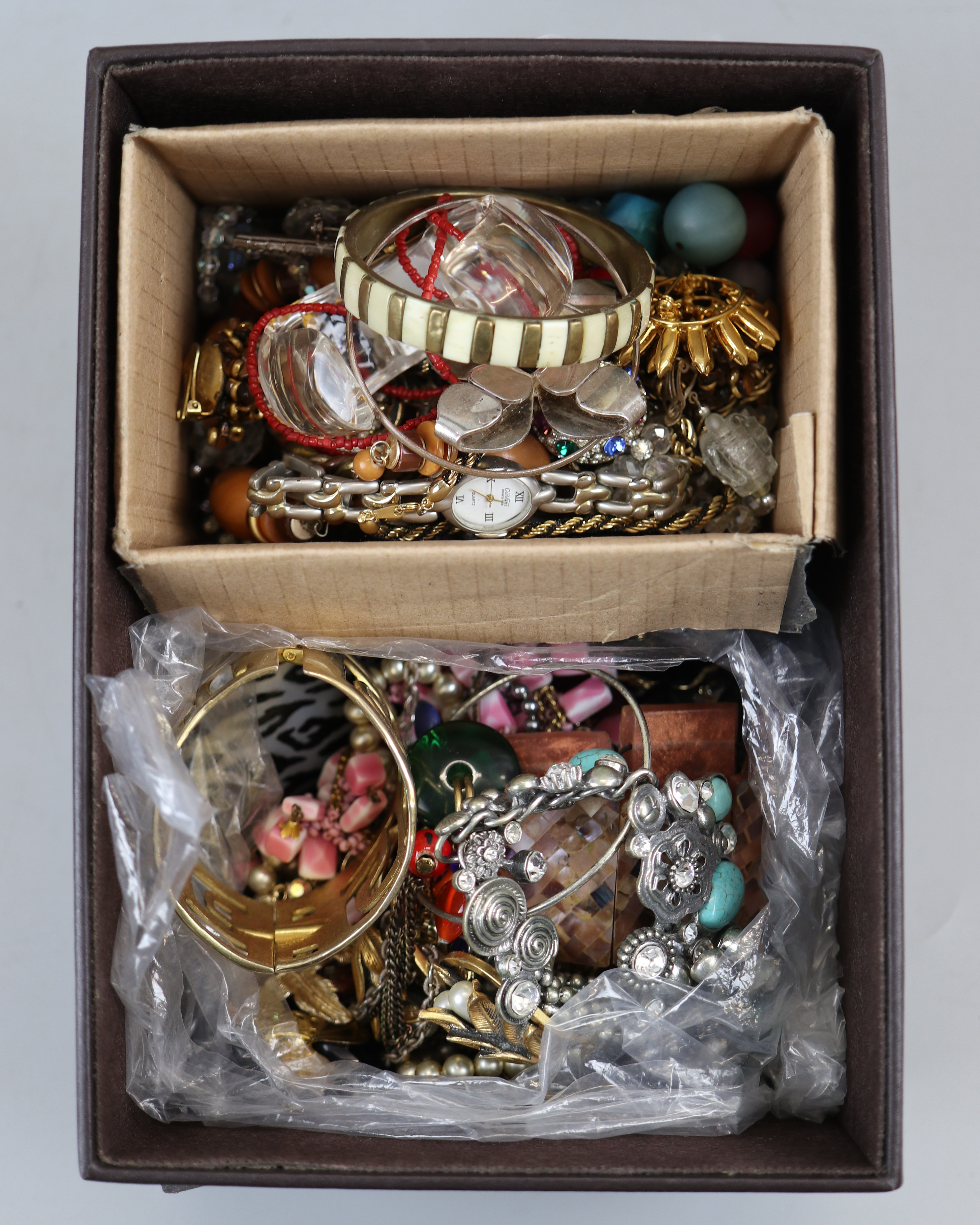 Collection of costume jewellery - Image 2 of 2