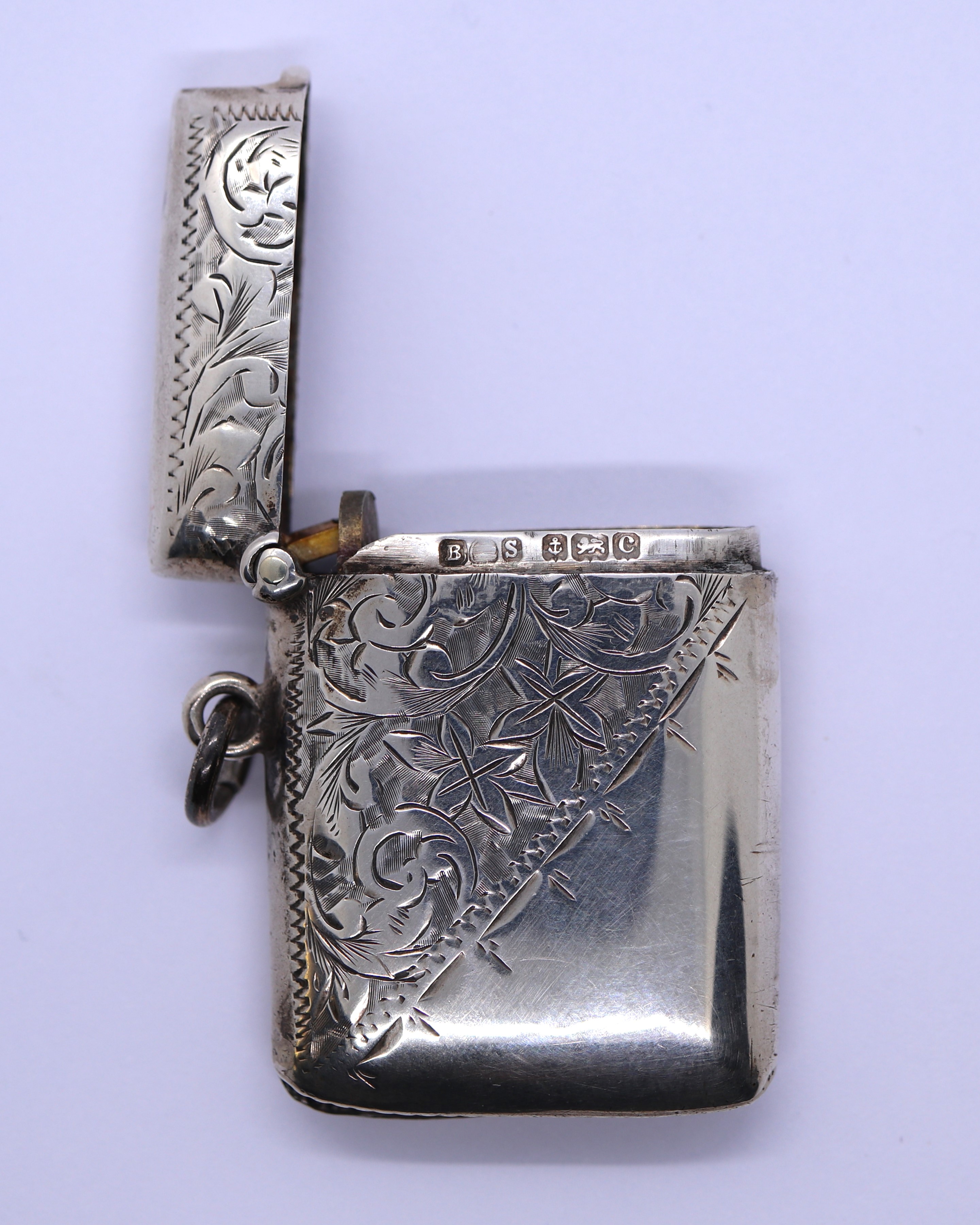 Hallmarked silver vesta case - Image 2 of 2