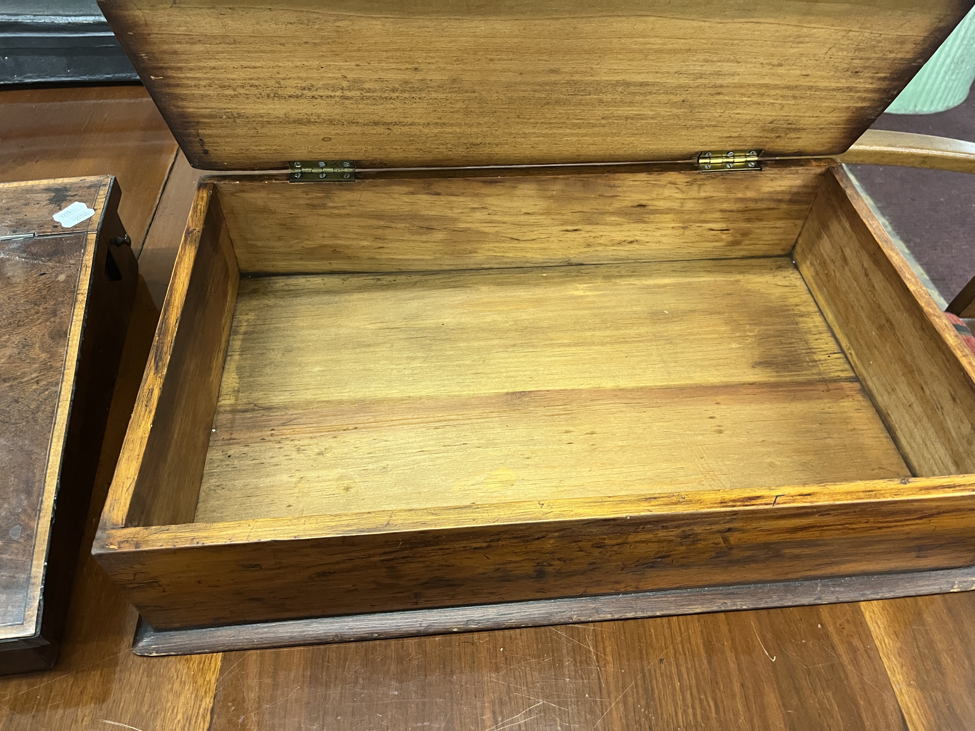 Mahogany writing slope with integrated drawers together with another - Image 3 of 5