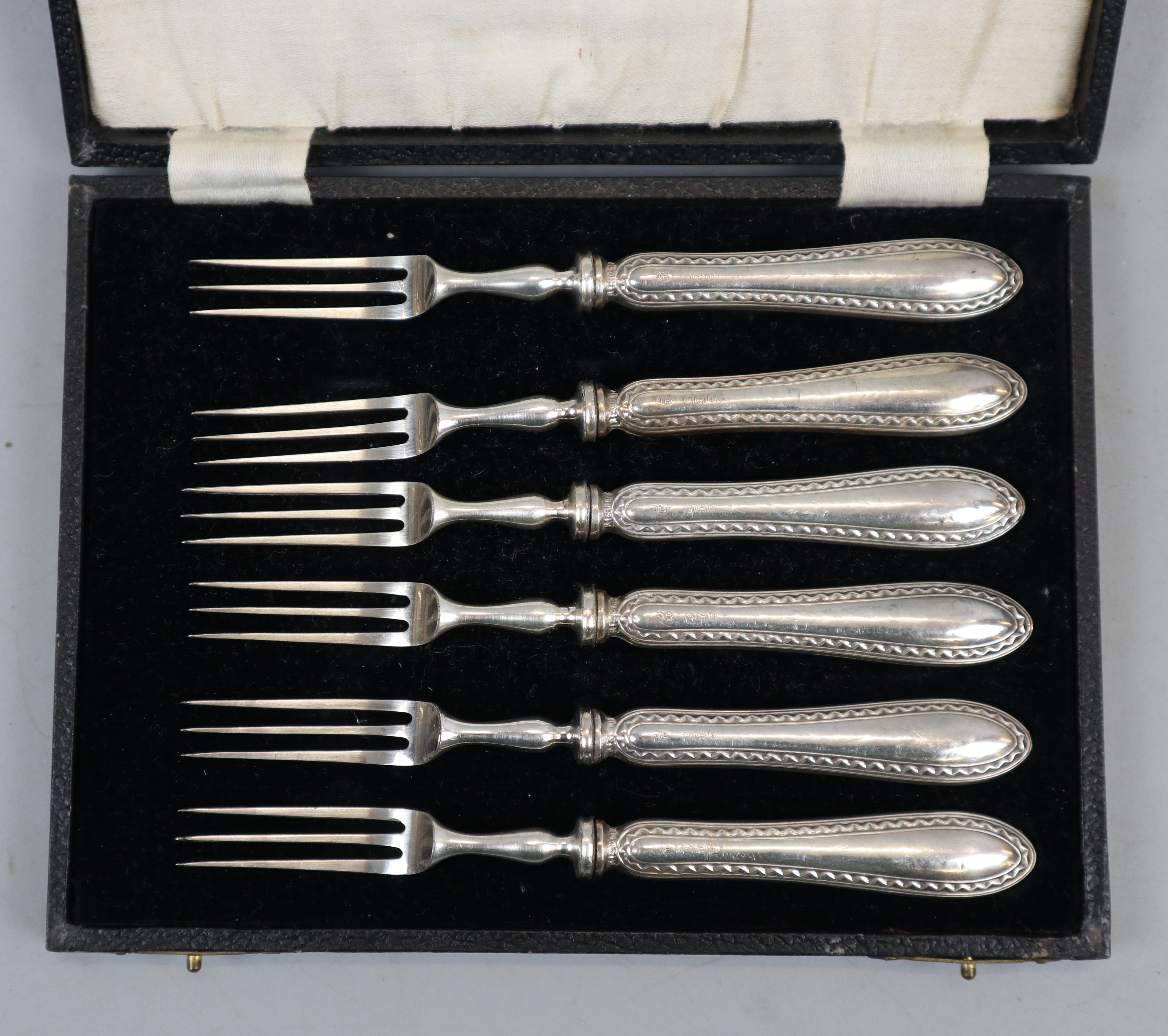 2 cased sets of silver handled cutlery together with a knife spoon & fork set - Image 4 of 4