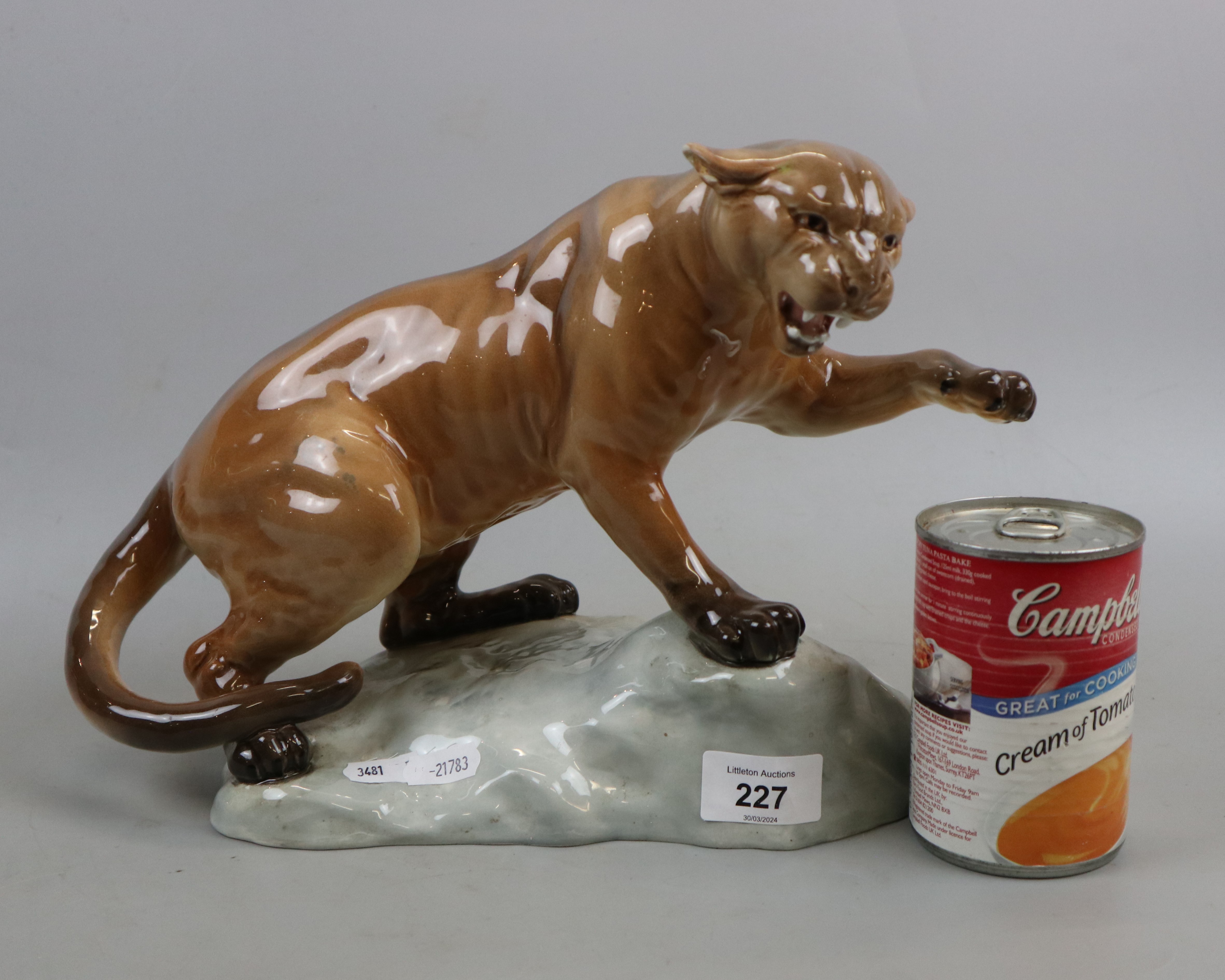 Beswick figure of a mountain lion/puma in attack position A/F (repair to one of the ears) - Approx - Image 2 of 4