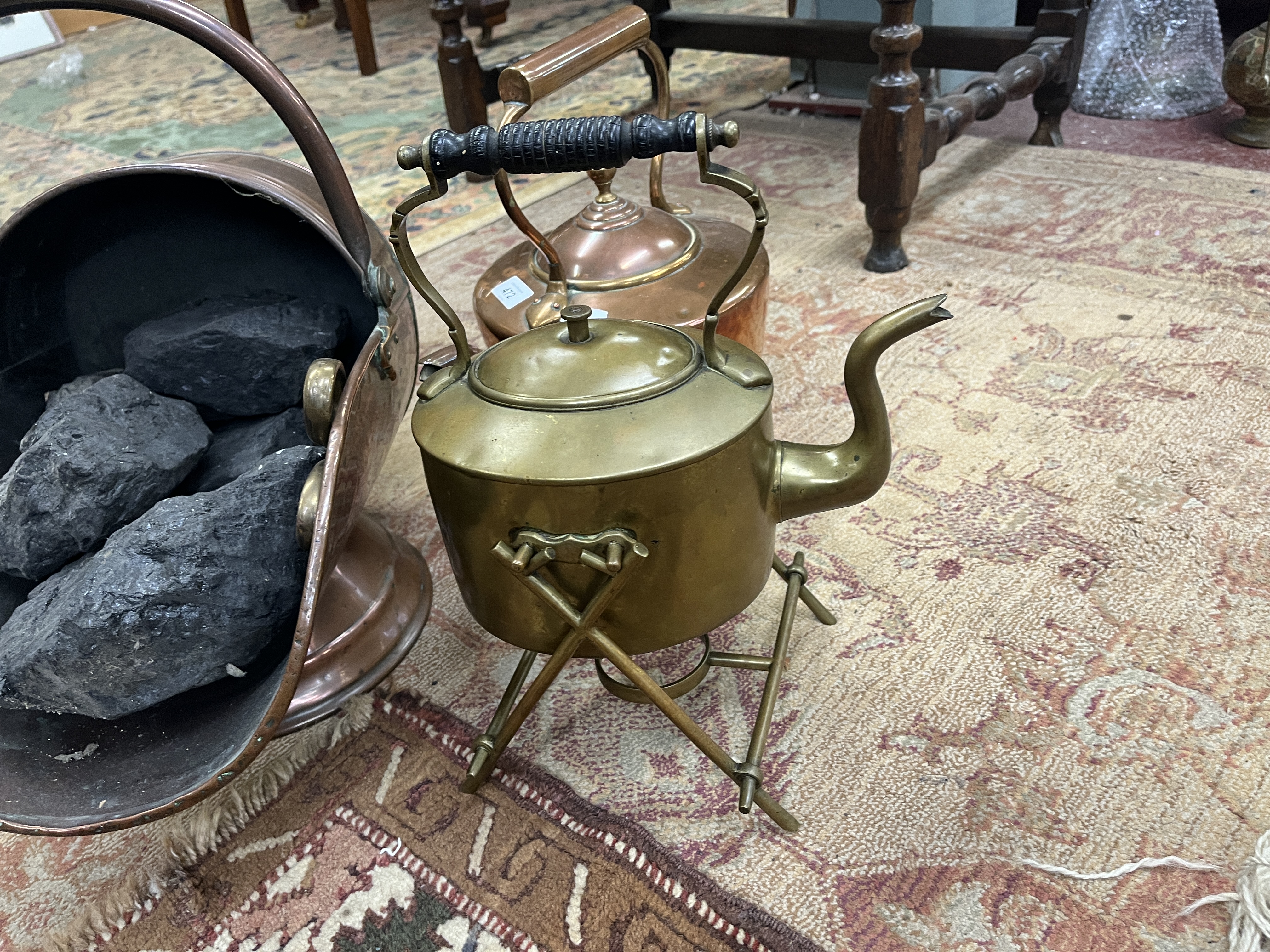 Brass spirit kettle together with a copper kettle and coal scuttle - Image 2 of 4