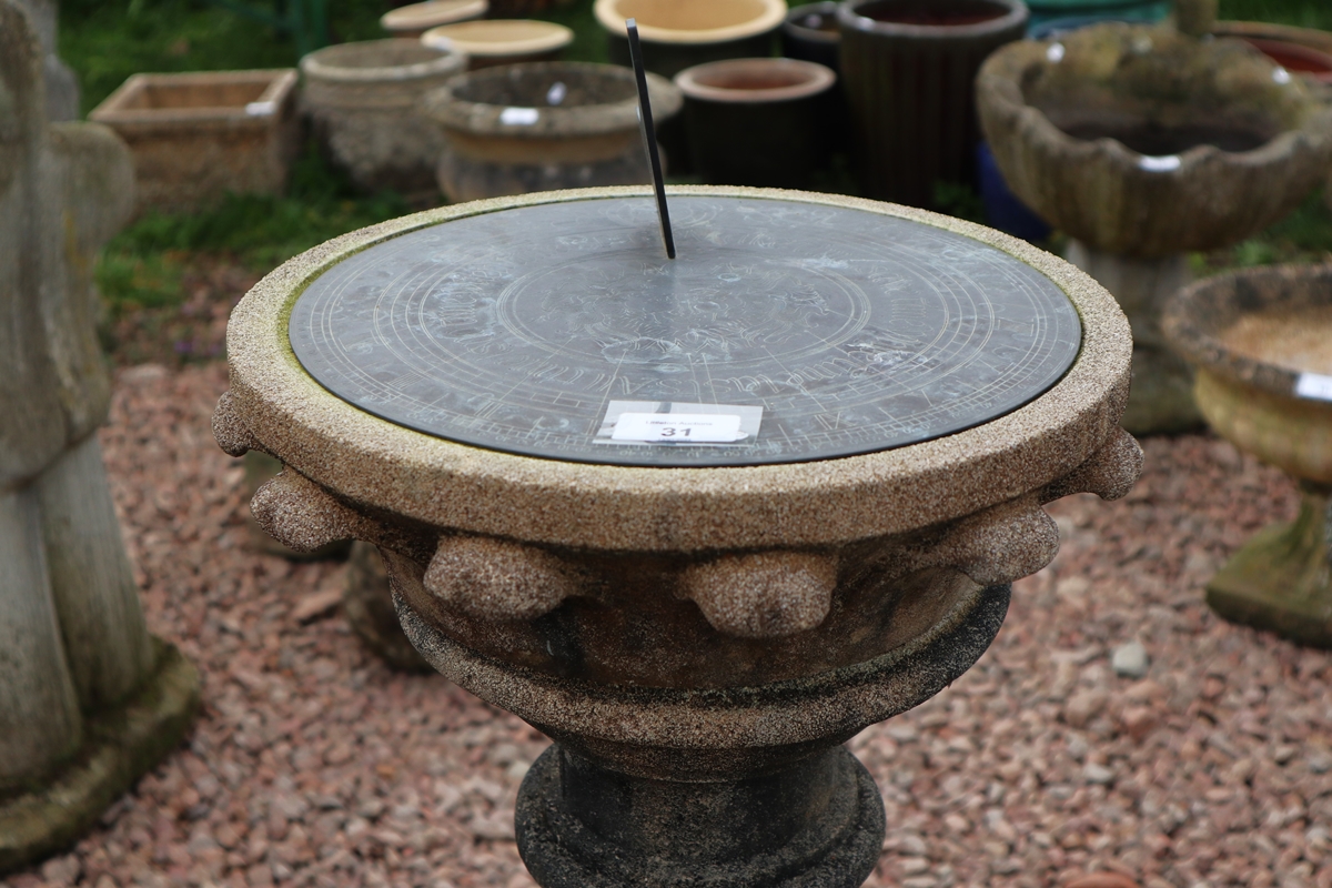 Stone pedestal sundial - Image 3 of 3