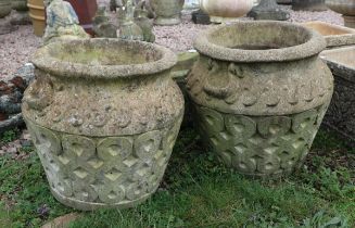 Pair of round stone planters - Approx H: 38cm  D: 42cm