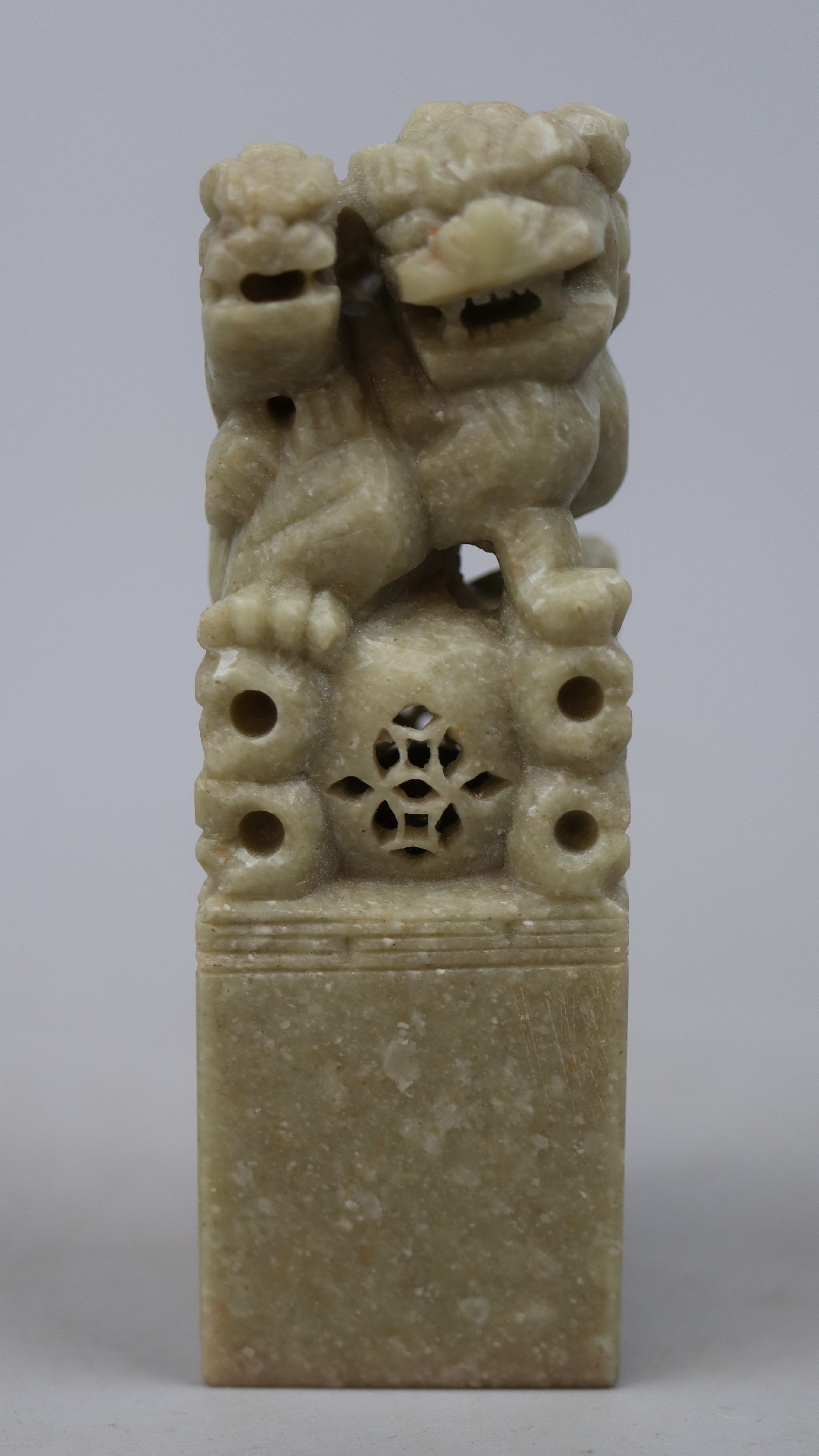 Carved soapstone peace stamp depicting Dogs of Foo - Image 3 of 5