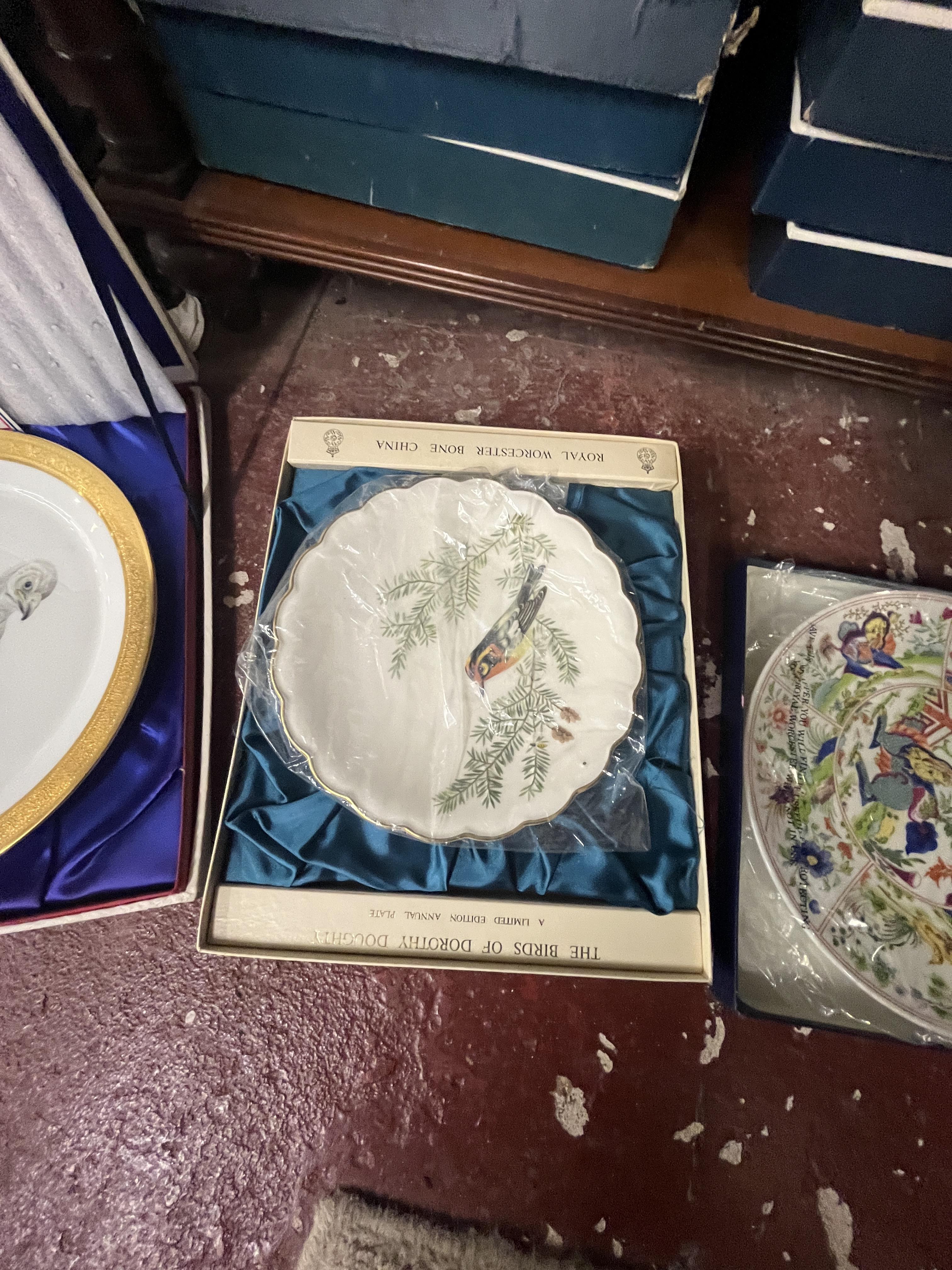 Large collection of mainly Royal Worcester plates - Image 3 of 6