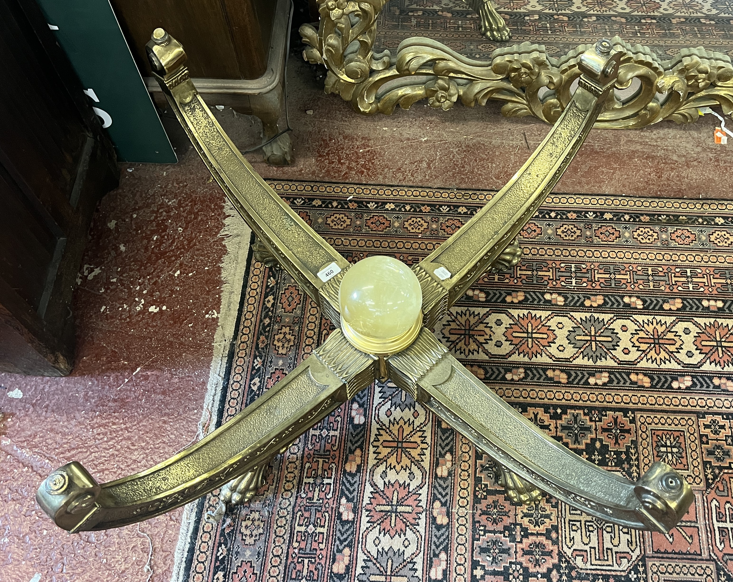 Ornate brass table base - Image 3 of 3