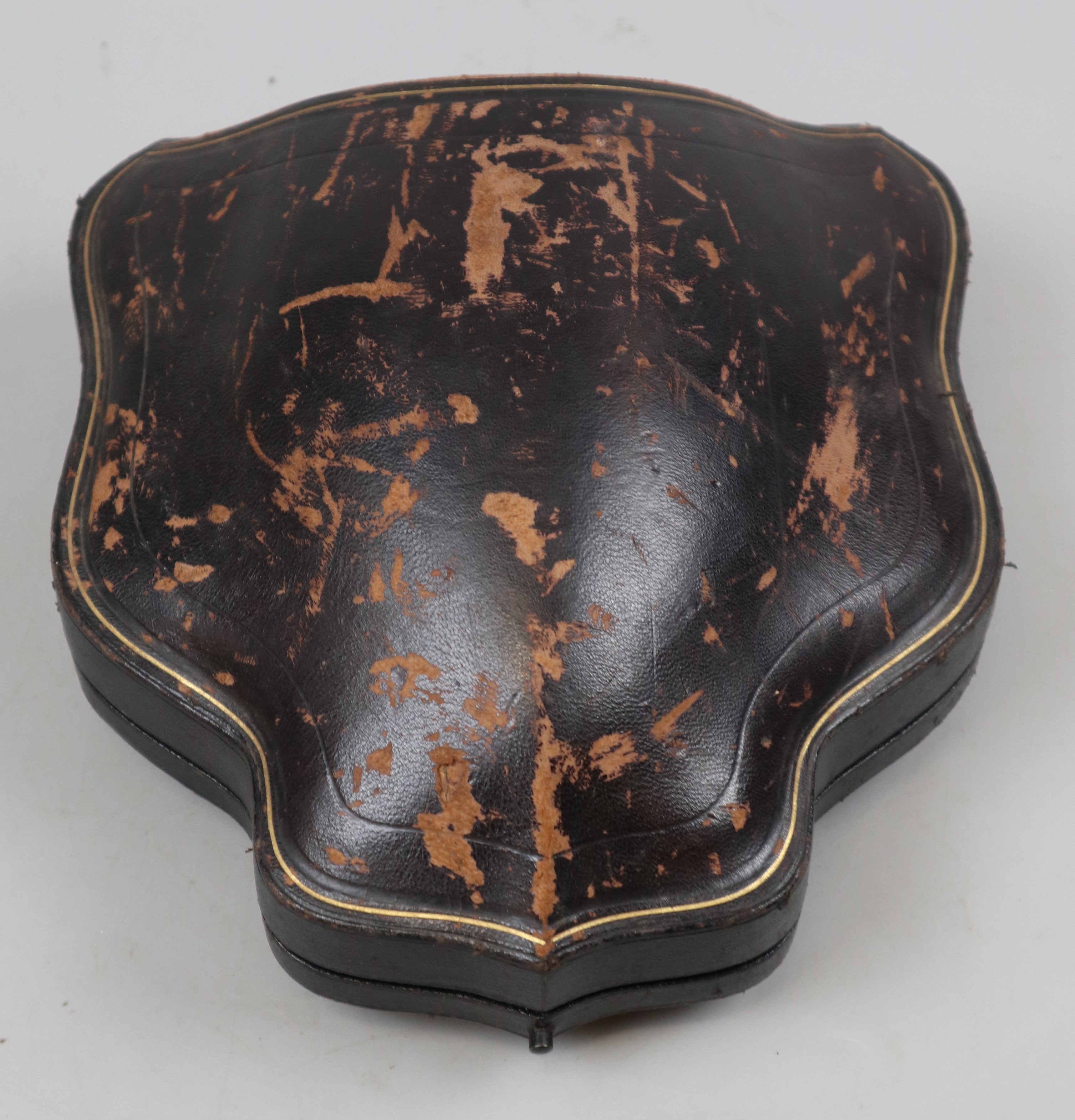 Antique shaped leather condiment box - Image 3 of 3