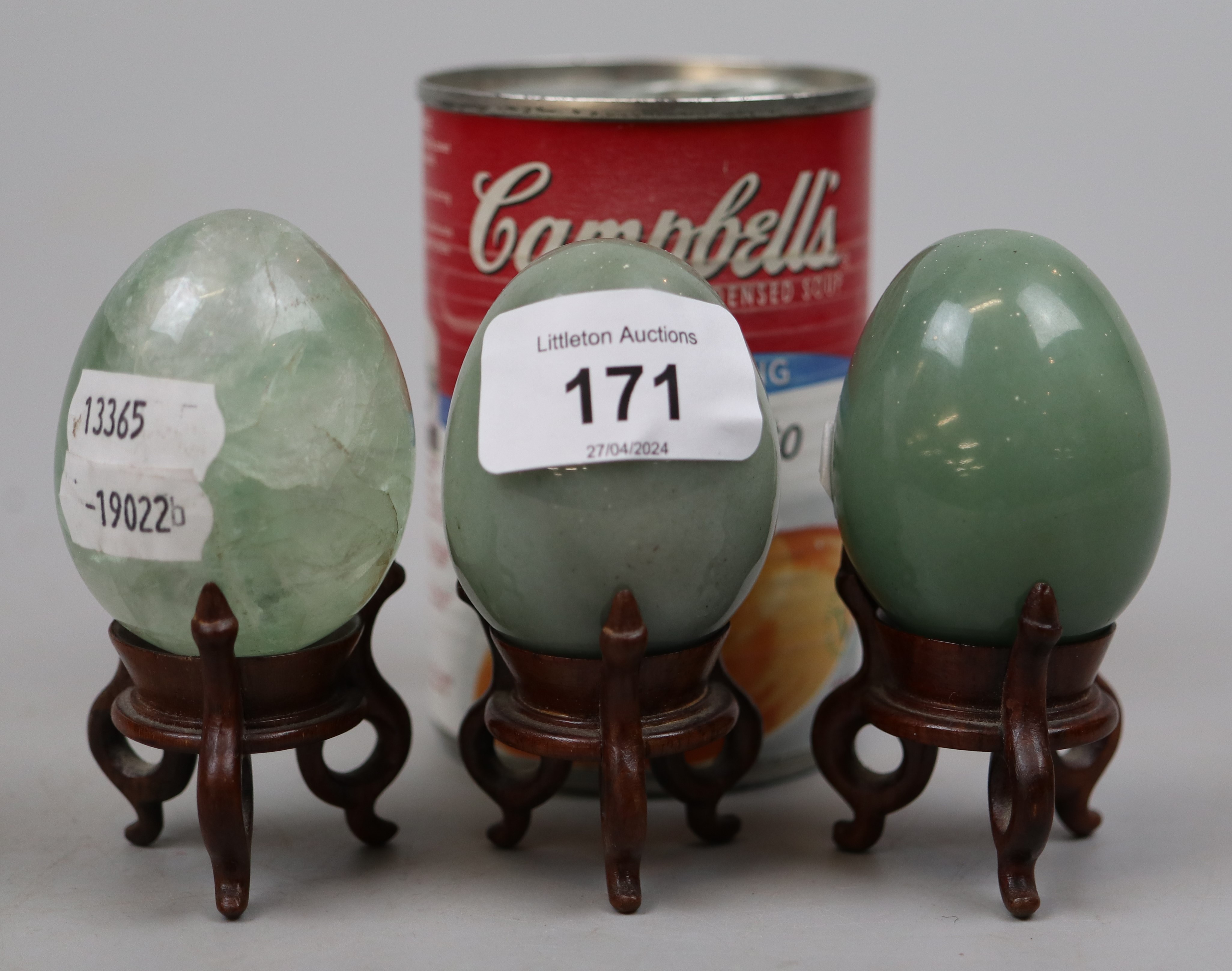 3 stone eggs on stands - 2 possibly jade - Image 2 of 2