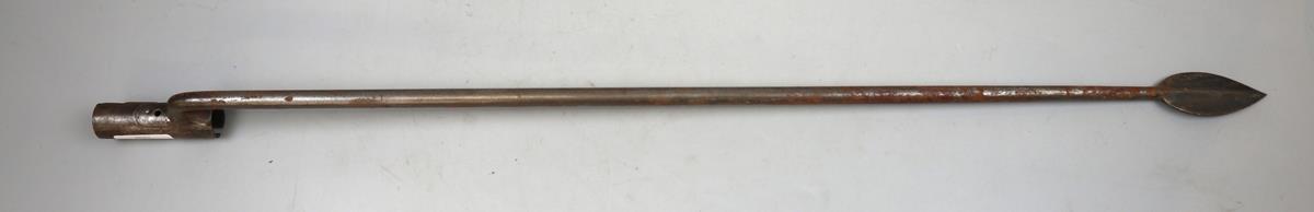 Spear pointed bayonet