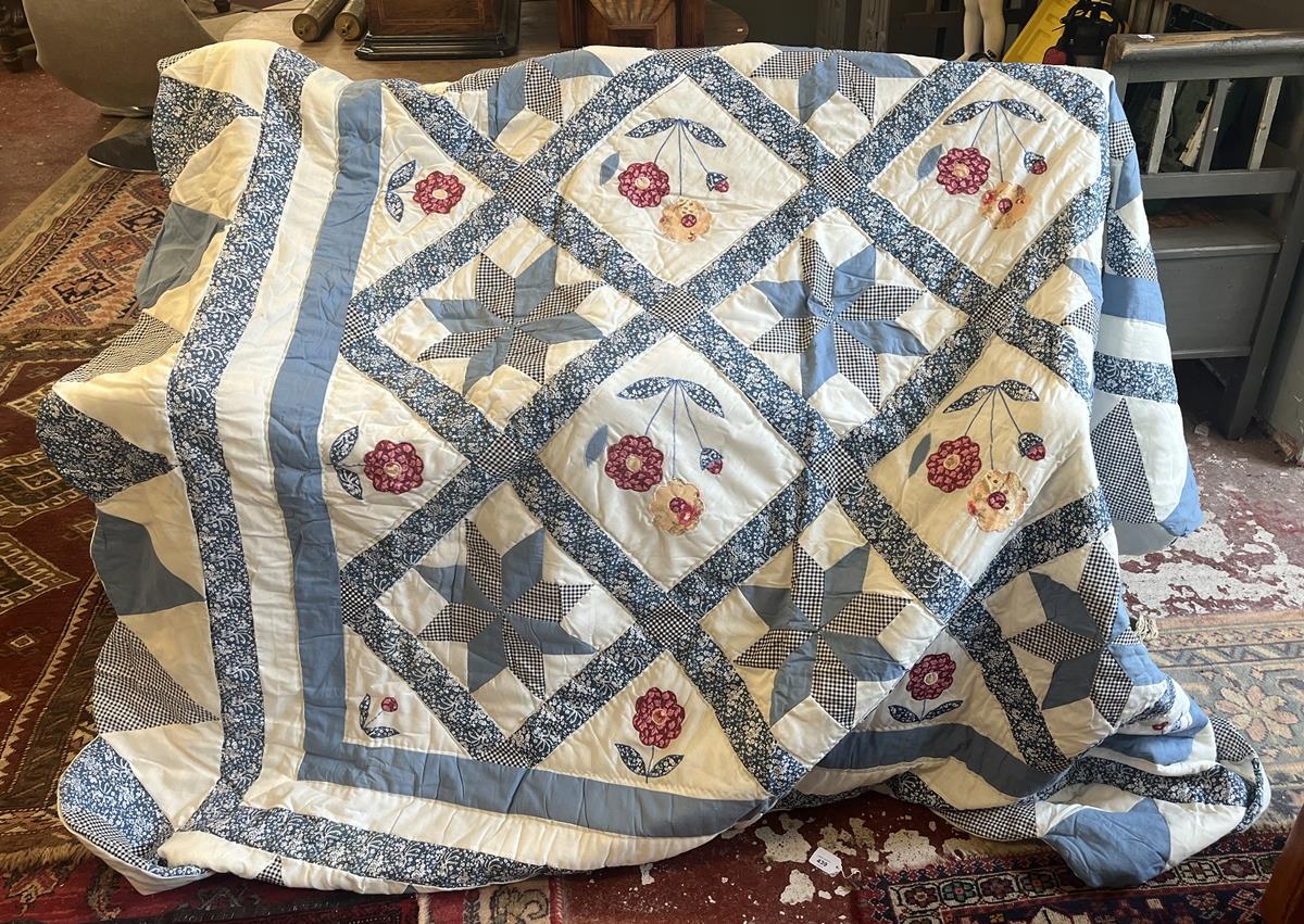 Large quilted patchwork bedspread - Approx 210cm x 210cm