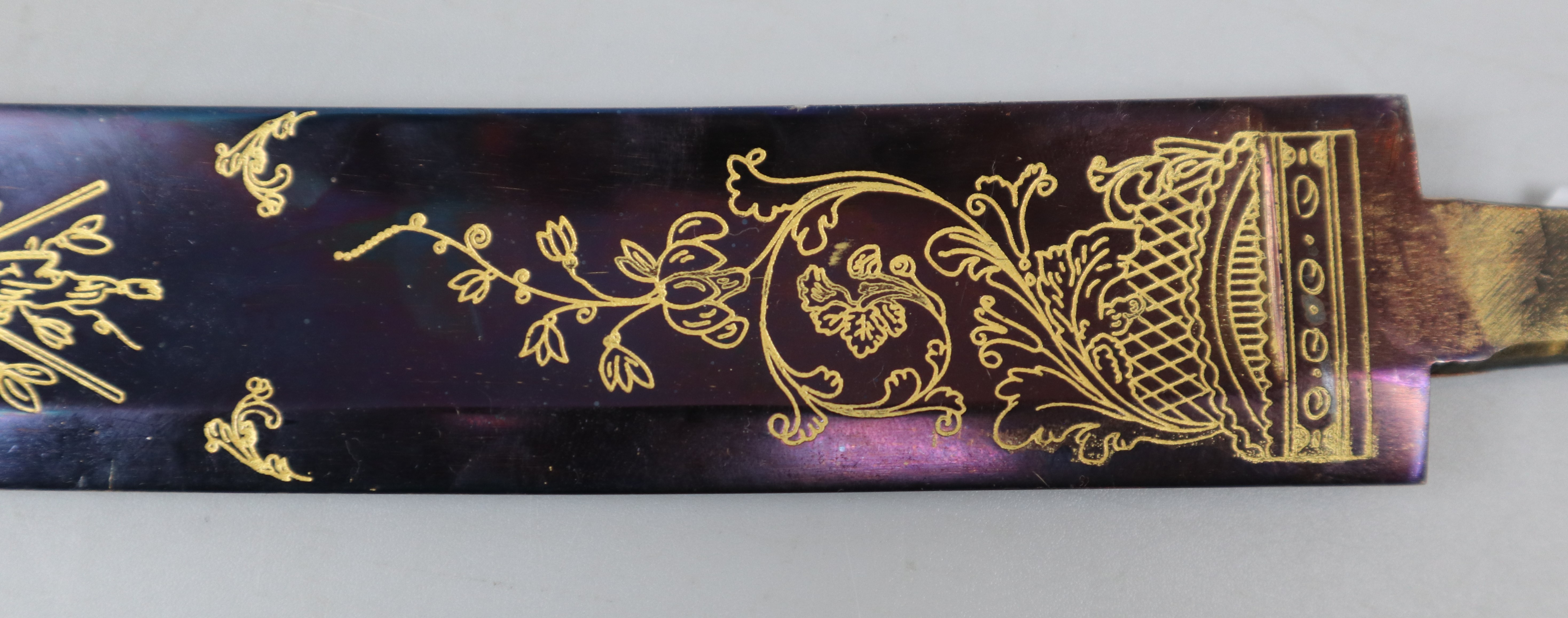 Craig & Co curved and decorated sword blade - Image 7 of 7