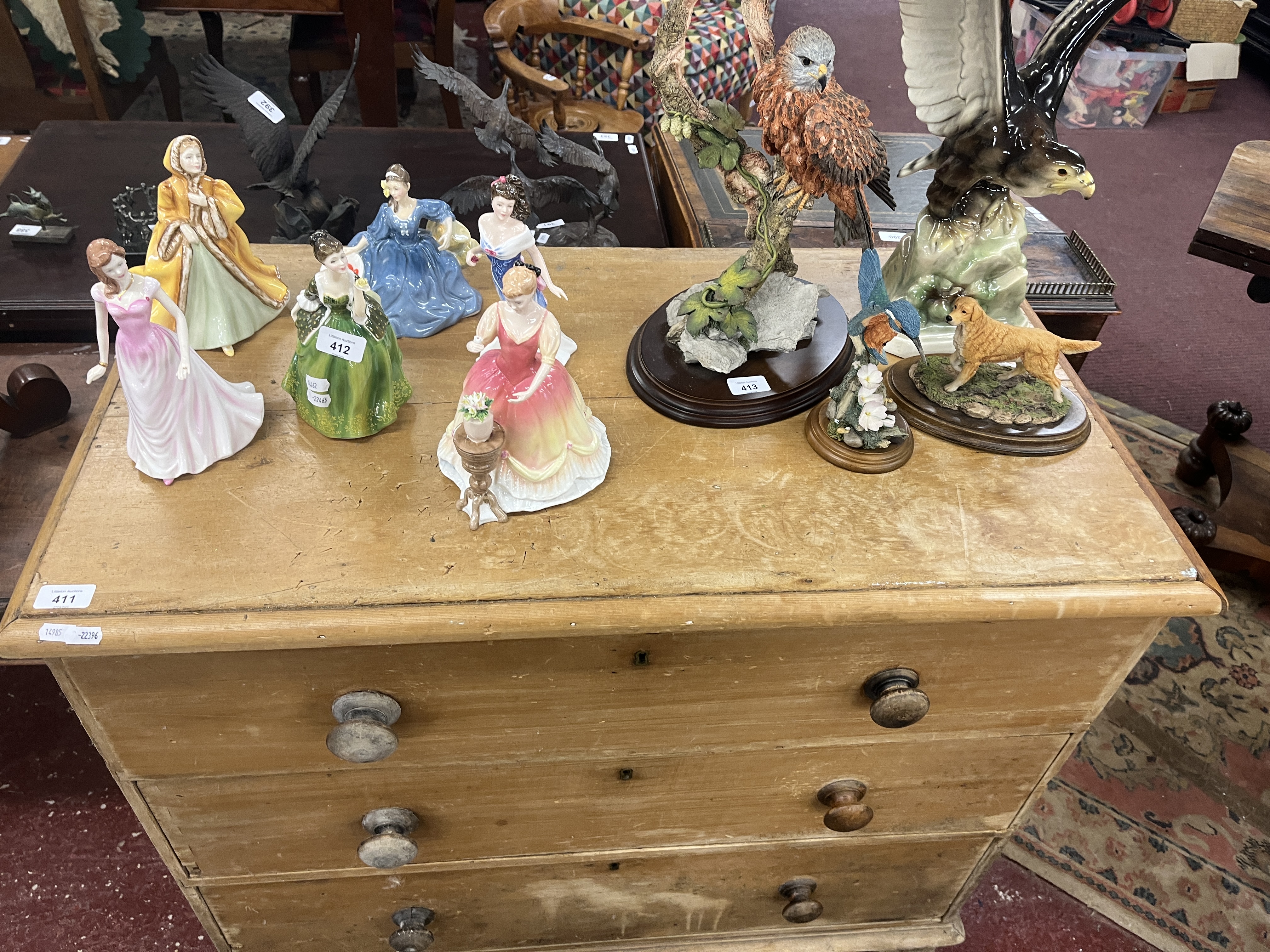 Antique pine chest of 3 drawers - Approx size: W: 95cm D: 52cm H: 85cm - Image 2 of 4