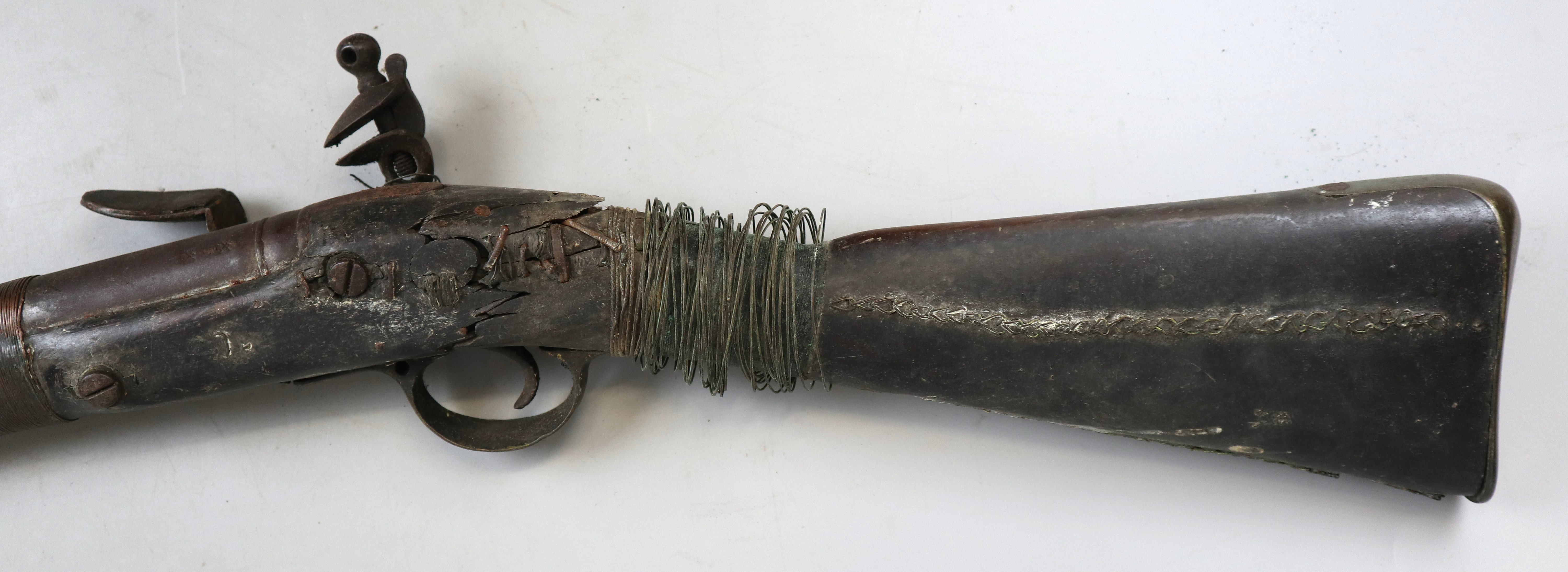 Antique flintlock rifle A/F - Image 5 of 5